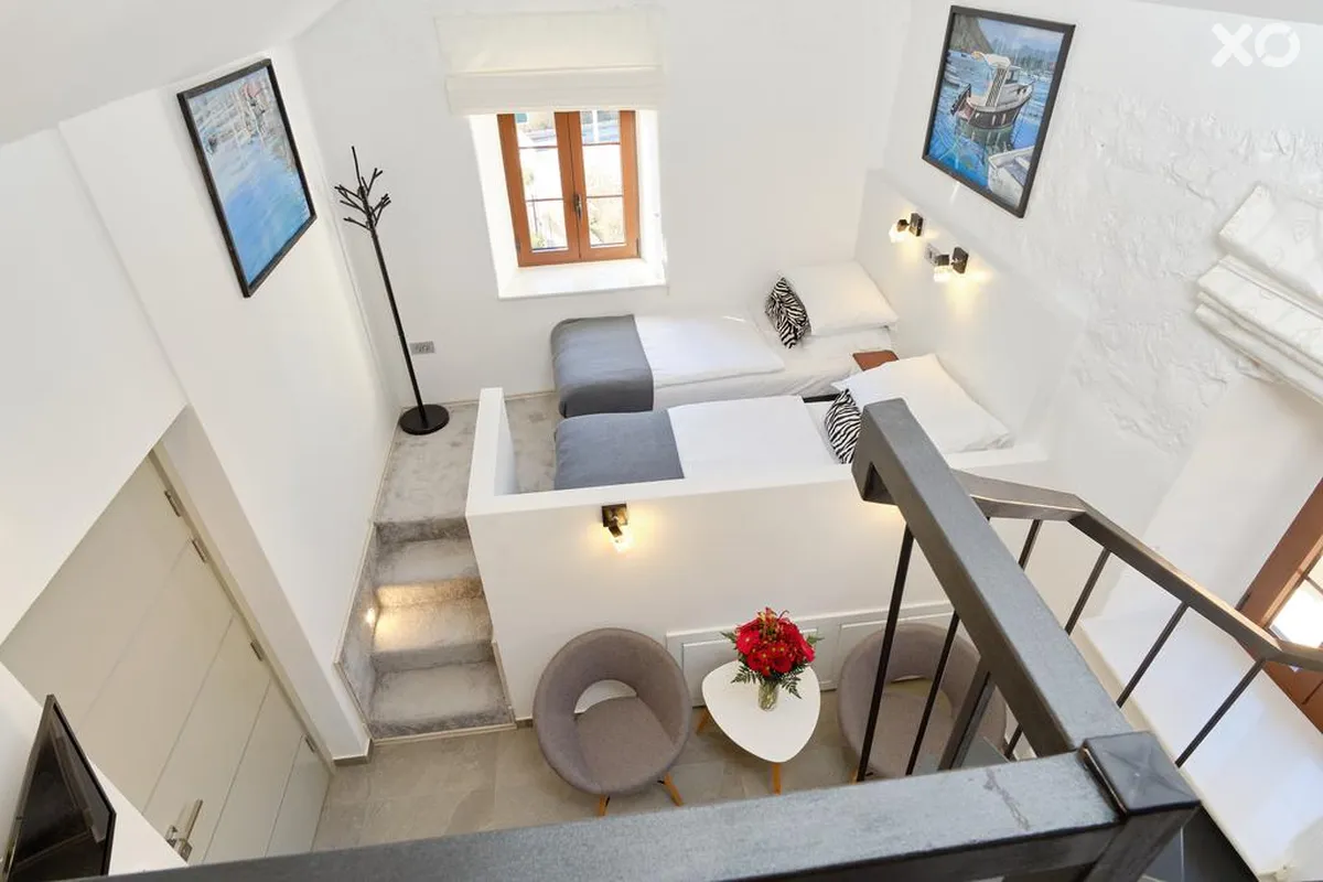 Zebra Hotel