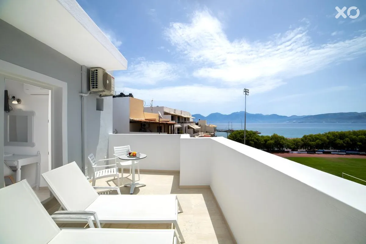 Naiades Marina Hotel
