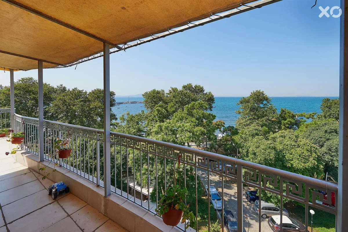 Paradise Pomorie Hotel