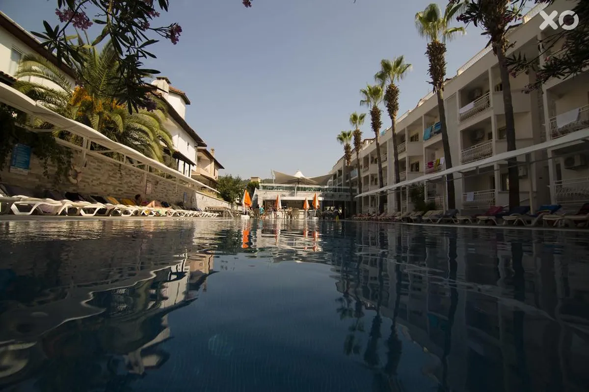 Mirage World