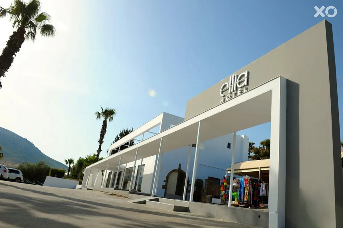 Ellia Hotel