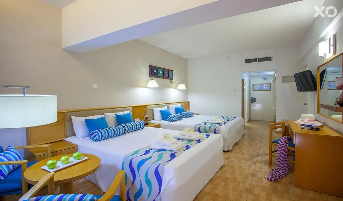Cavo Maris Beach Hotel