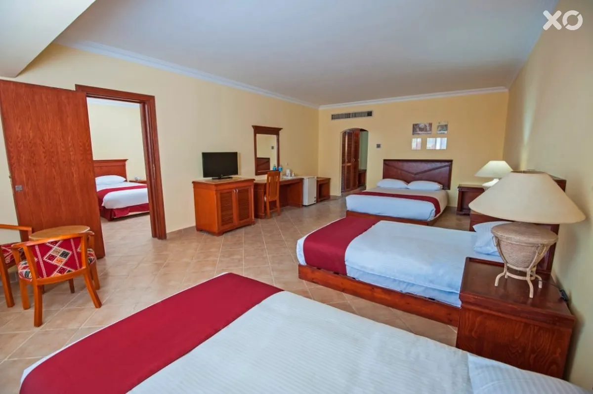 Sun & Sea Hotel