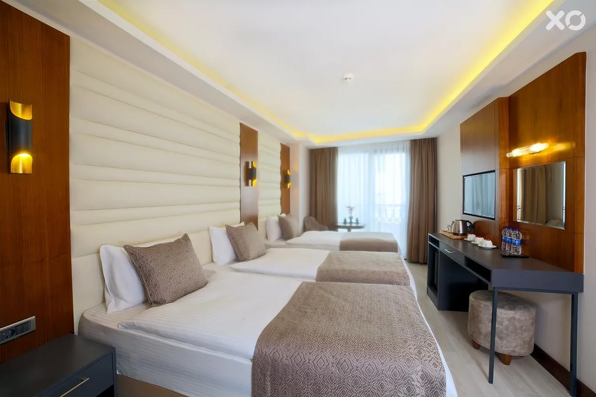 My Dream Hotel