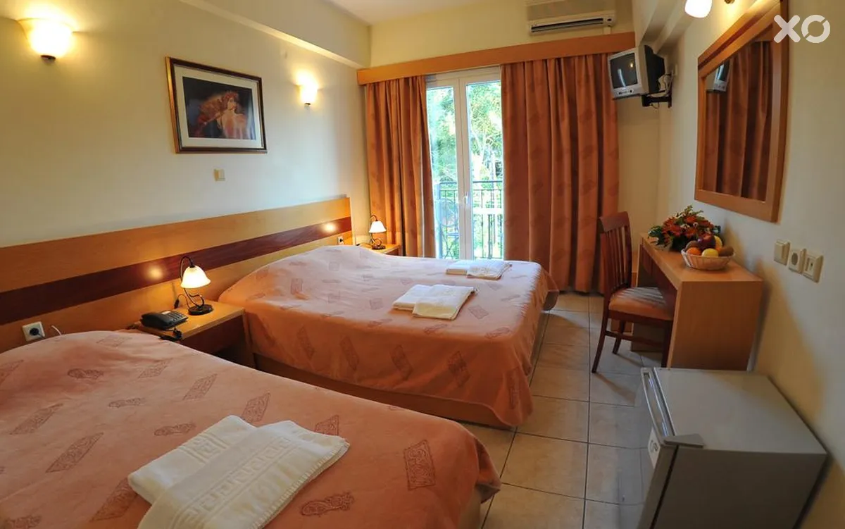 CNic Hellinis Hotel