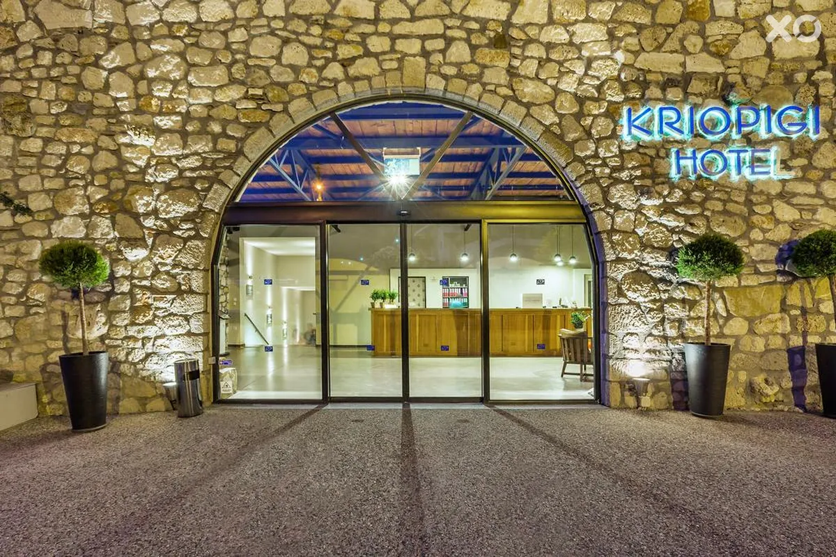 Kriopigi Hotel