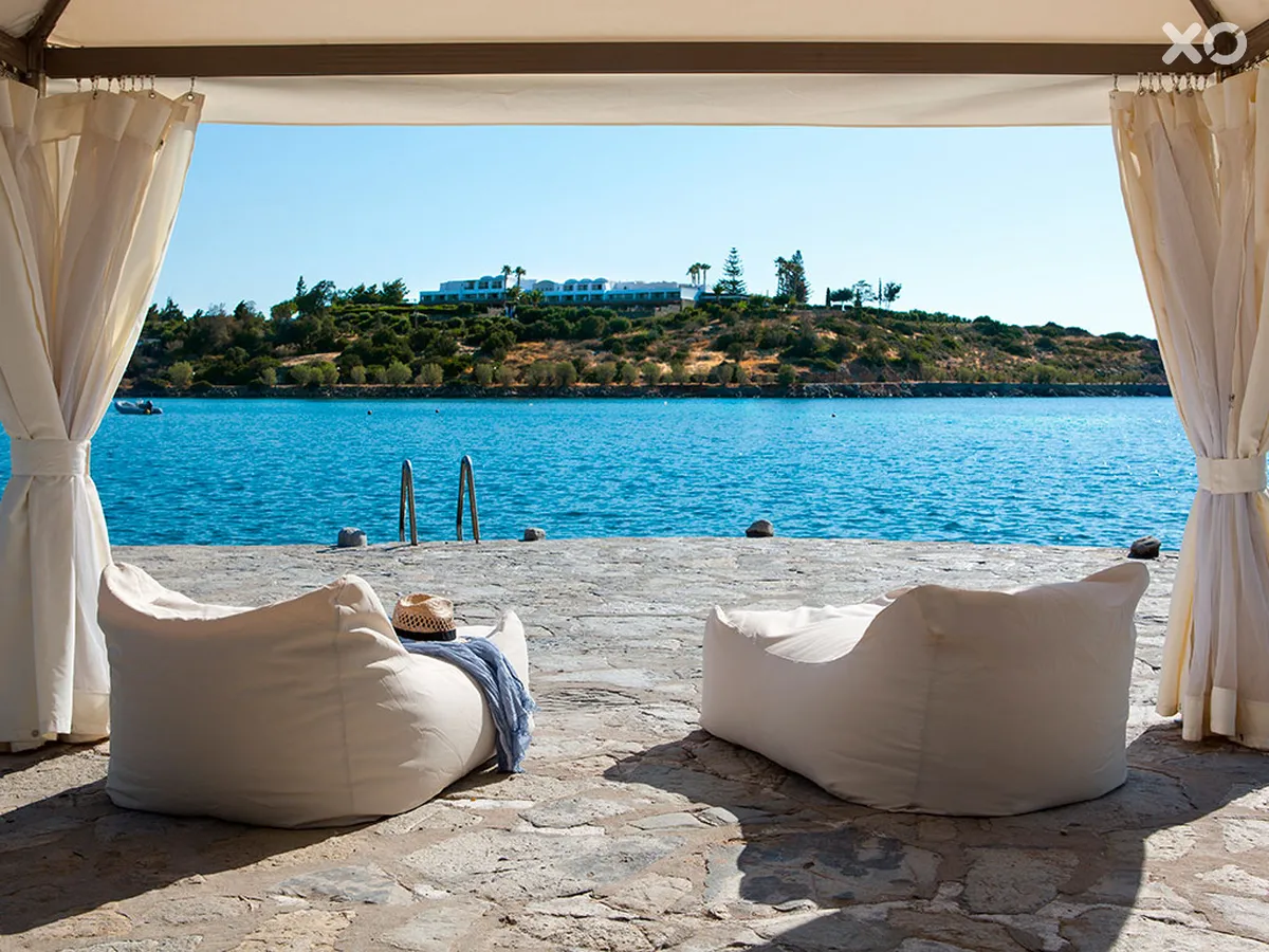 Minos Beach Art Hotel