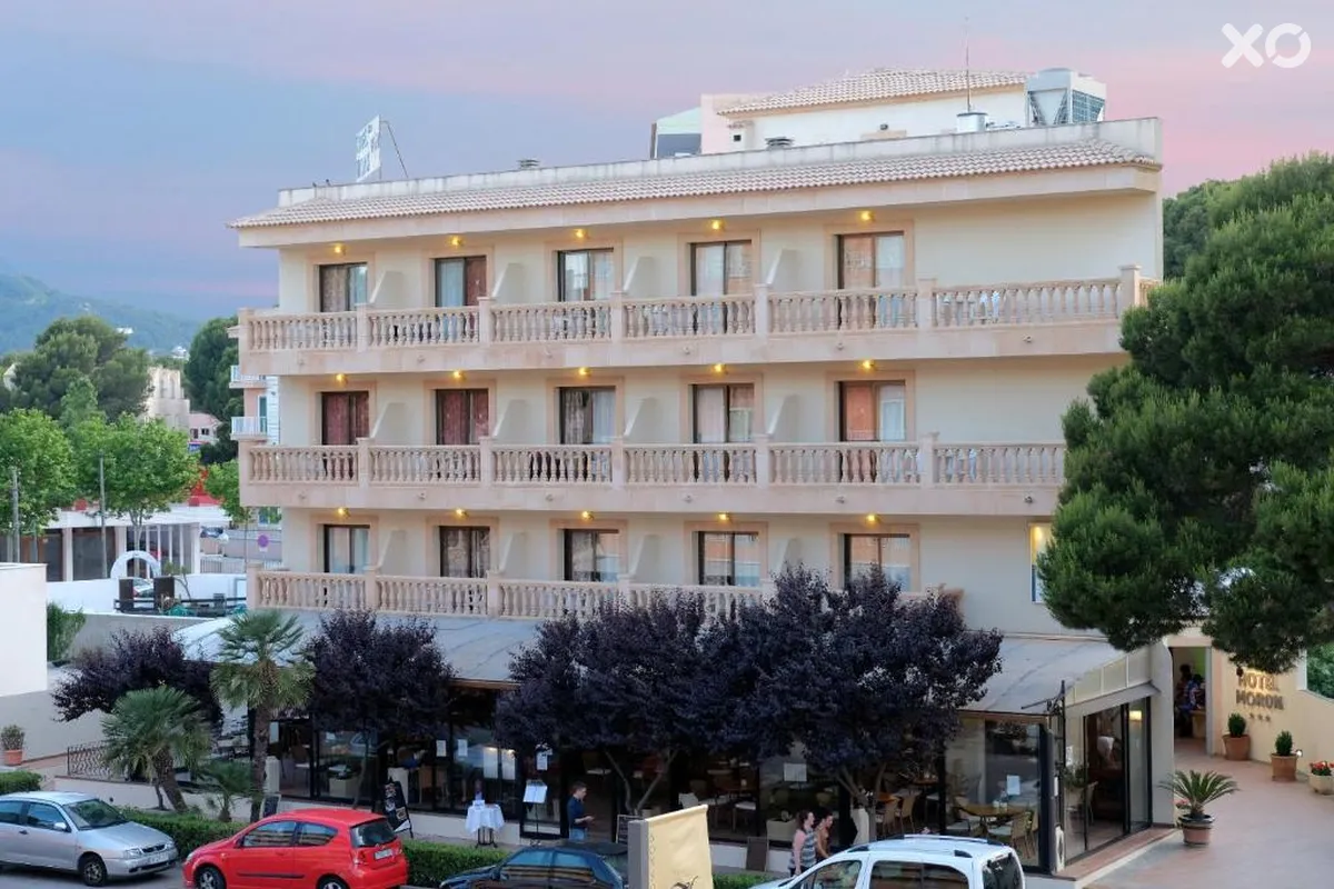 Bell Port Hotel