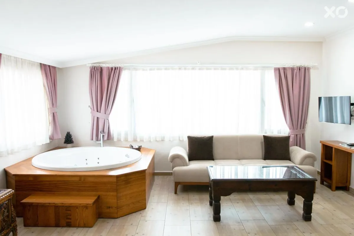 Infinity City Hotel
