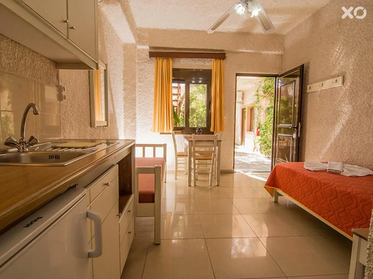 Lito Apartments
