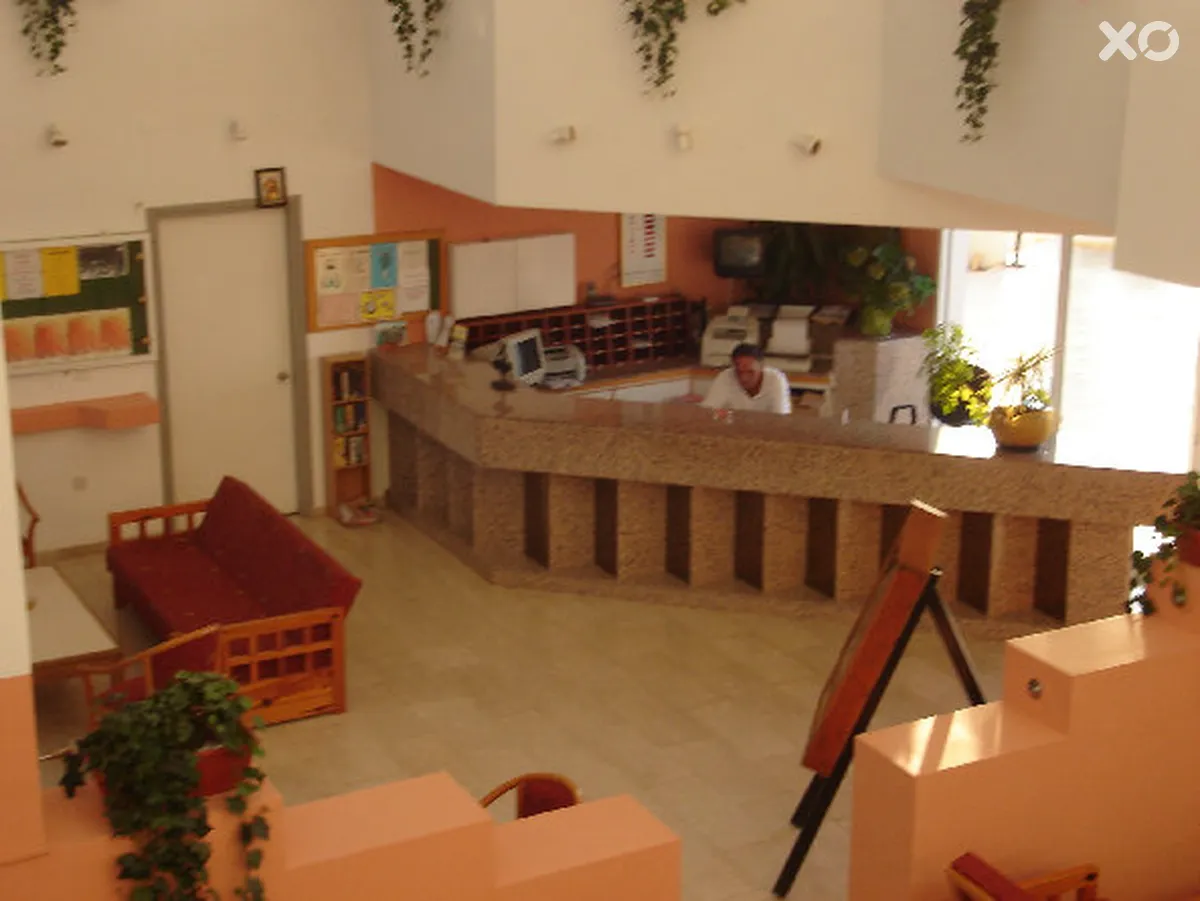 Pola Costa Beach Hotel