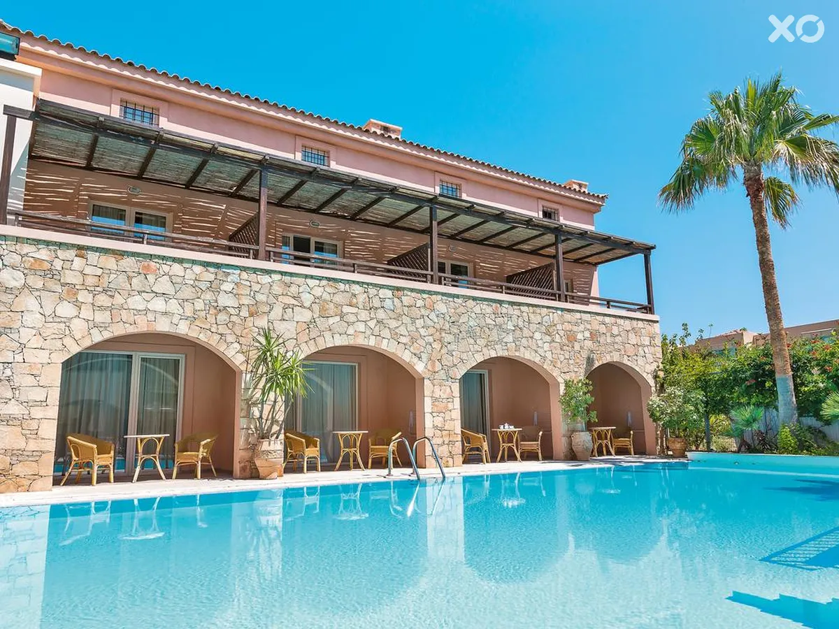 Grand Leoniki Residence