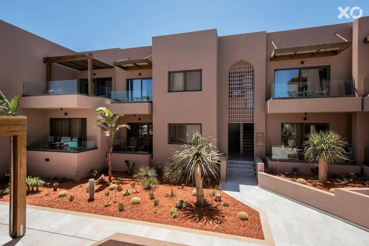 Paralos Venus Suites