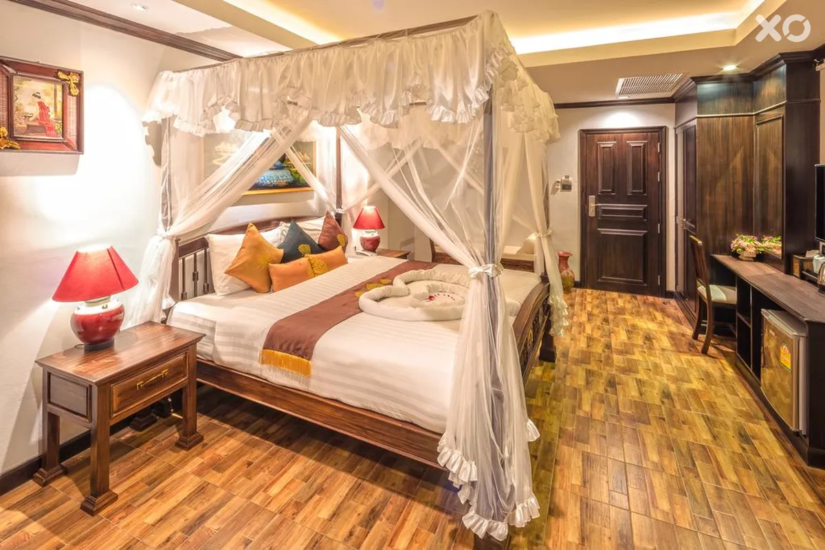 Tanawan Phuket Hotel