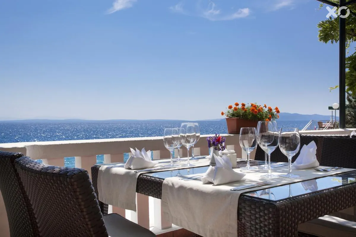 Kristal Hotel