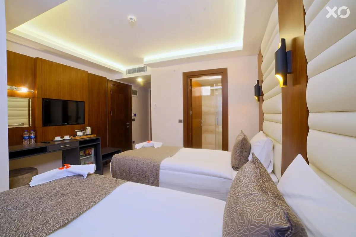 My Dream Hotel