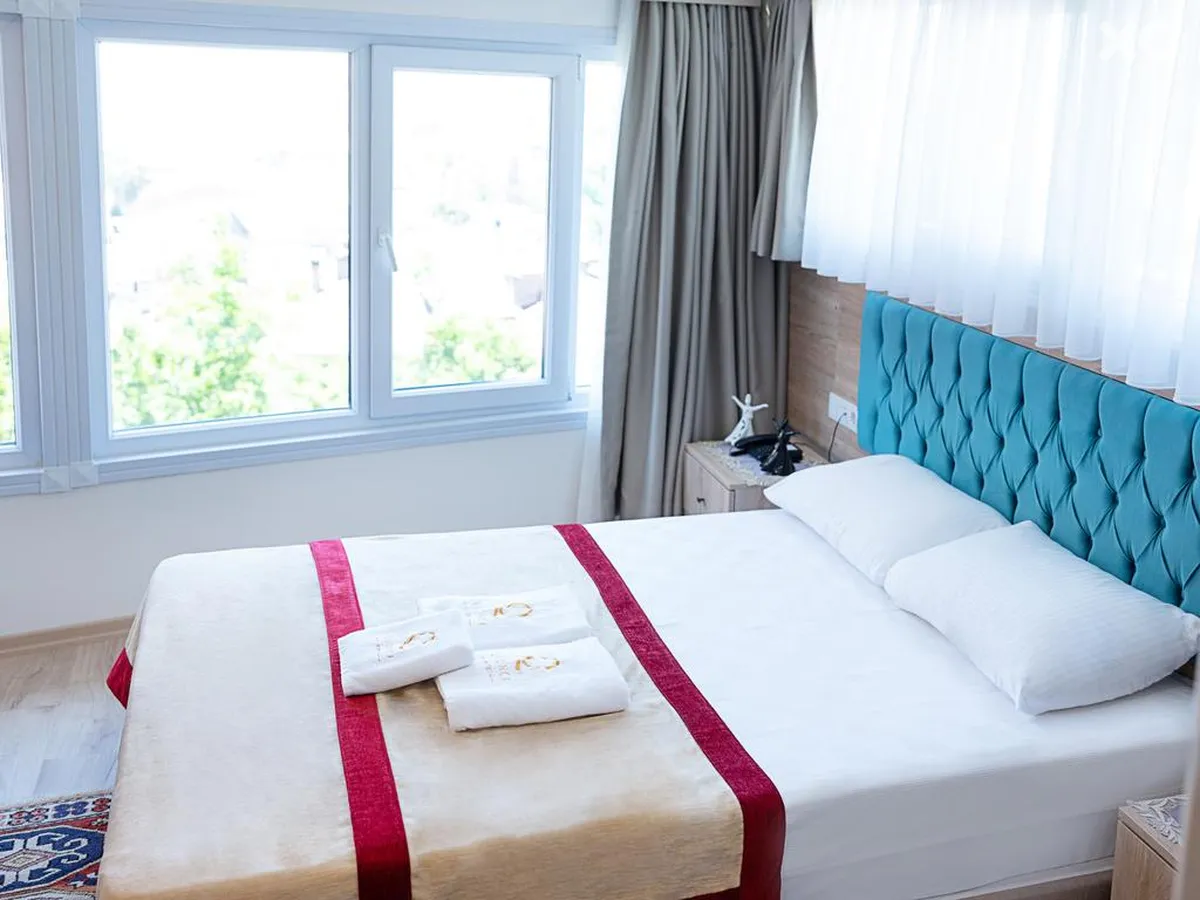 Laila Hotel
