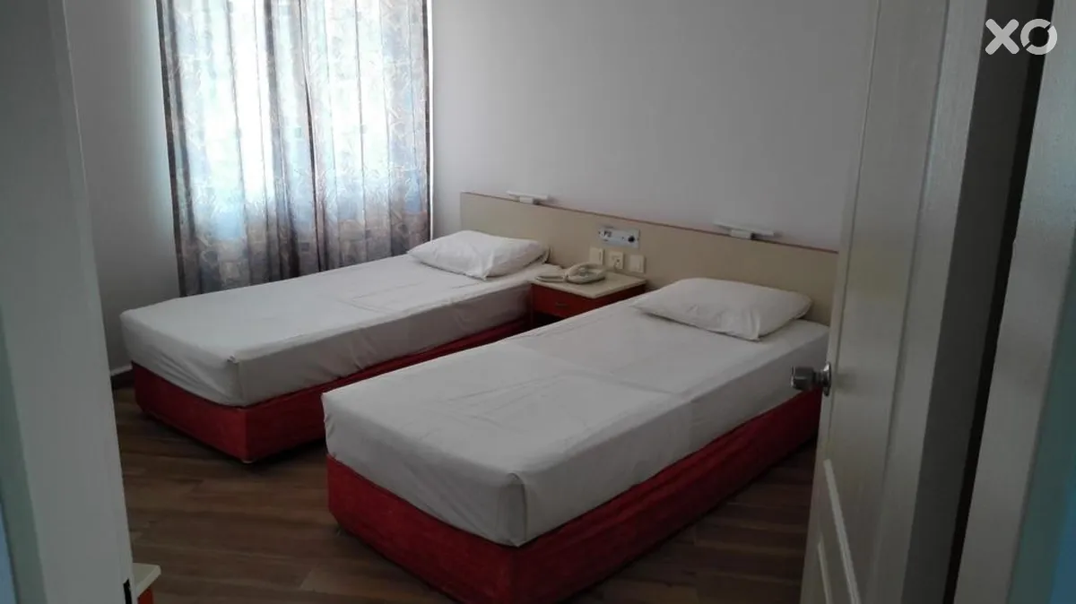 Happy Apartments