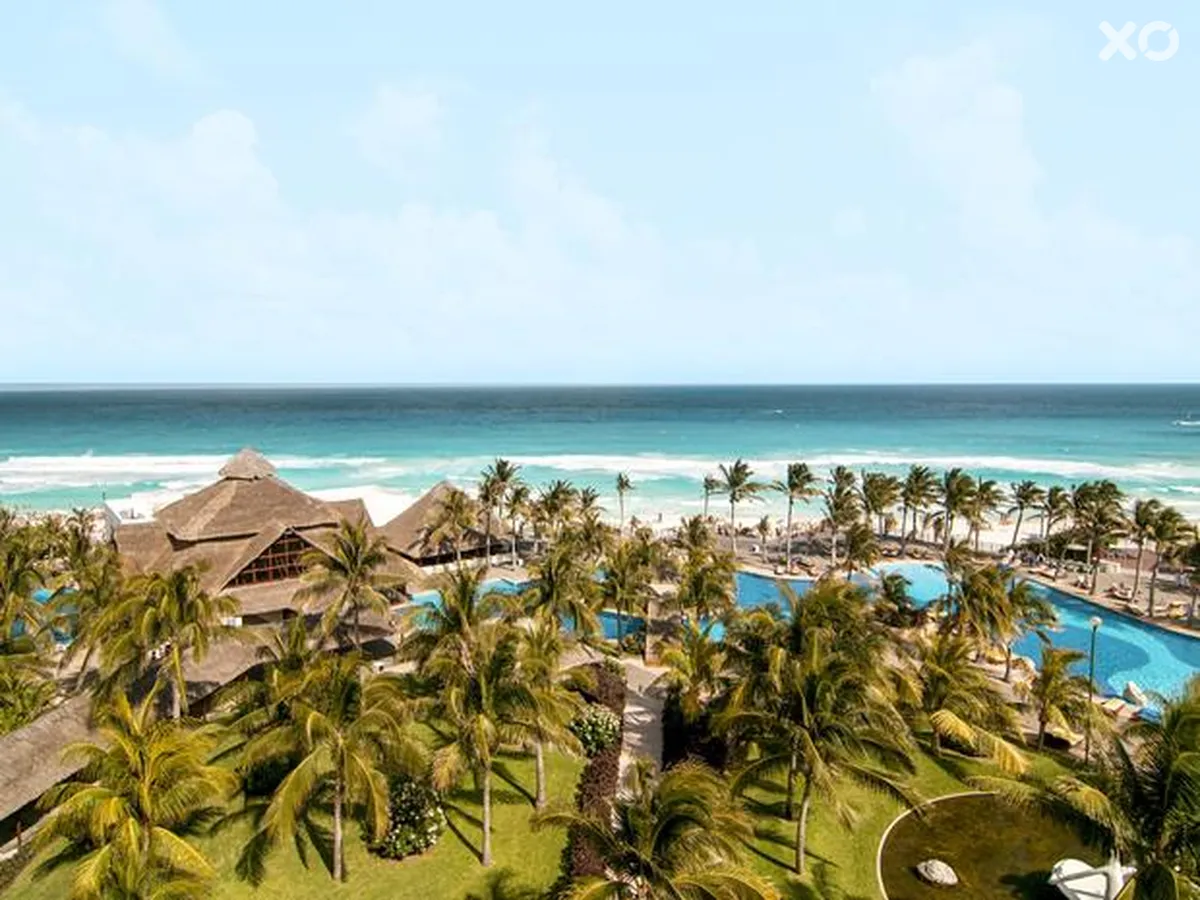 The Pyramid на Grand Oasis