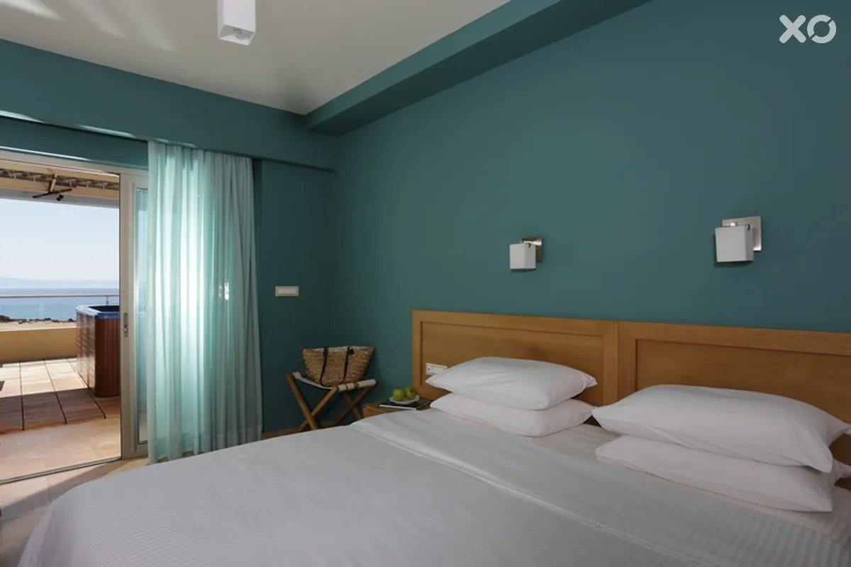 Almira Hotel