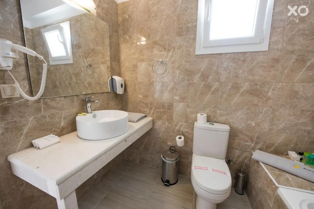 Robolla Beach Aparthotel