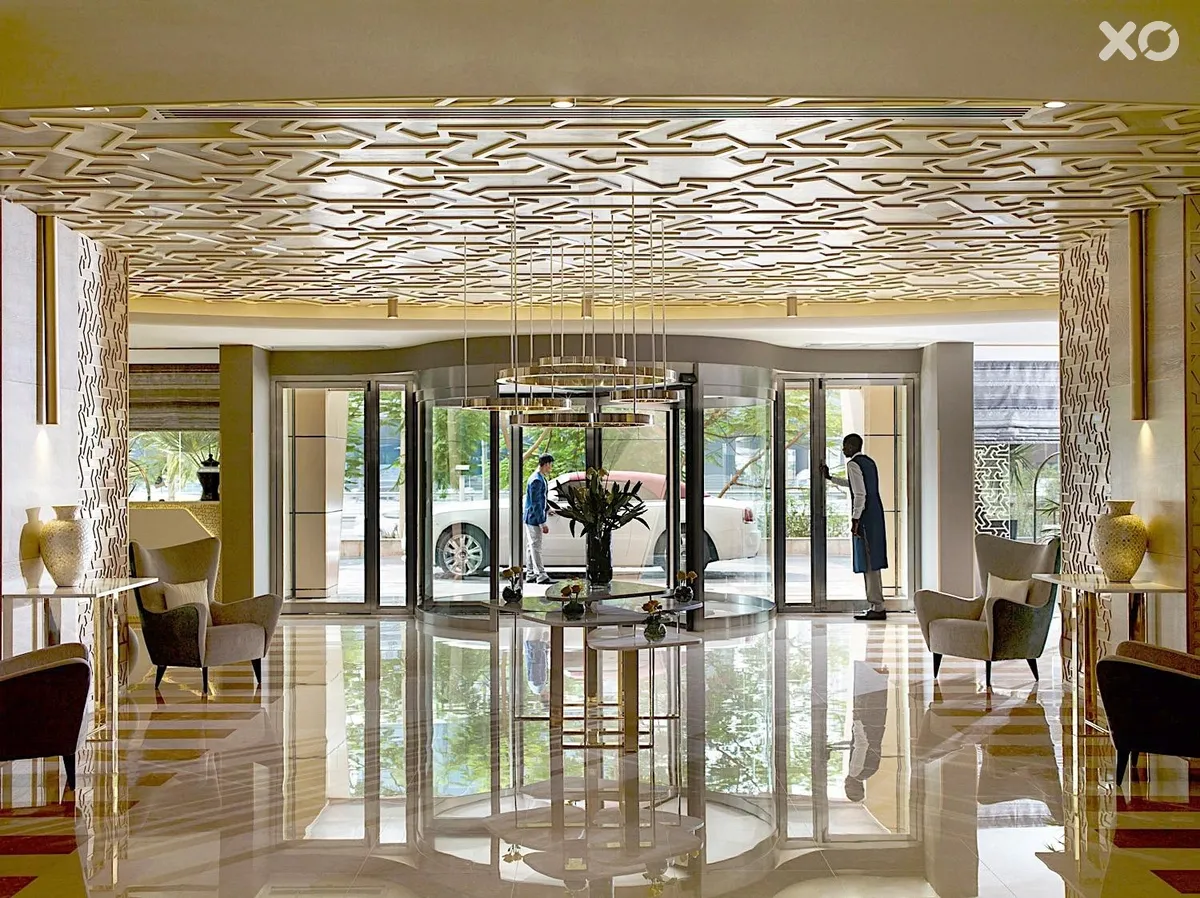 Two Seasons Hotel & Apartments Dubai