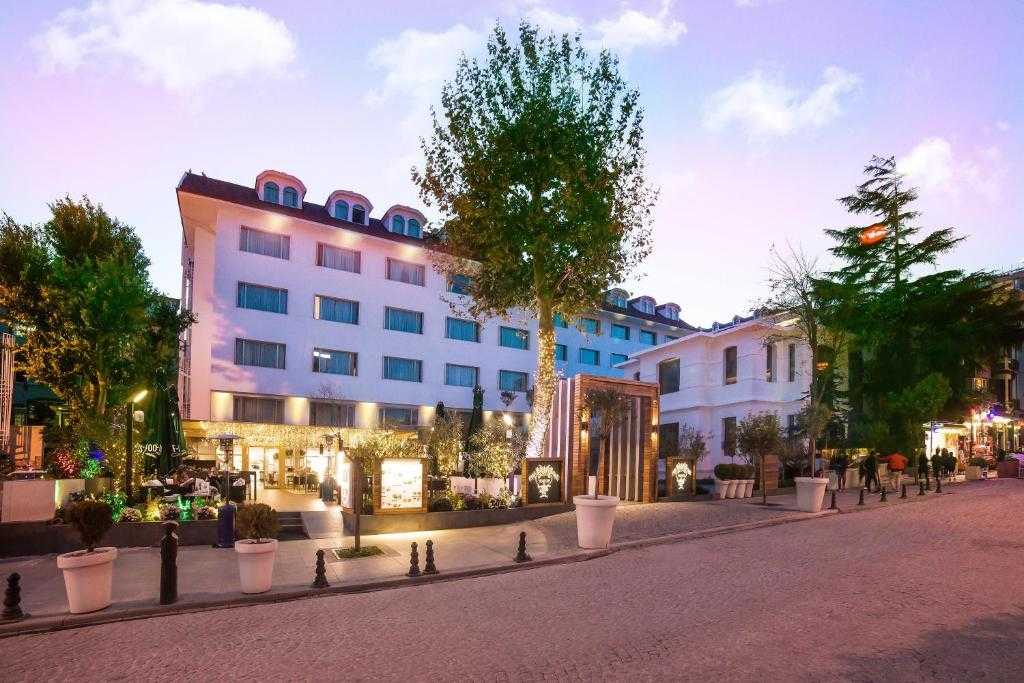 Стамбул для тих, хто любить міста! Пішохідні екскурсії, трамвай та головні пам’ятки