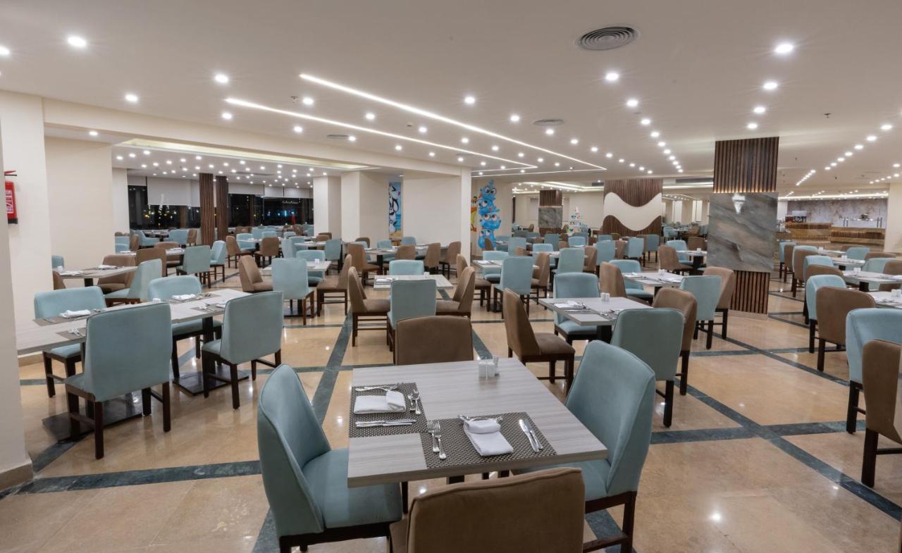 Parrotel Beach Resort