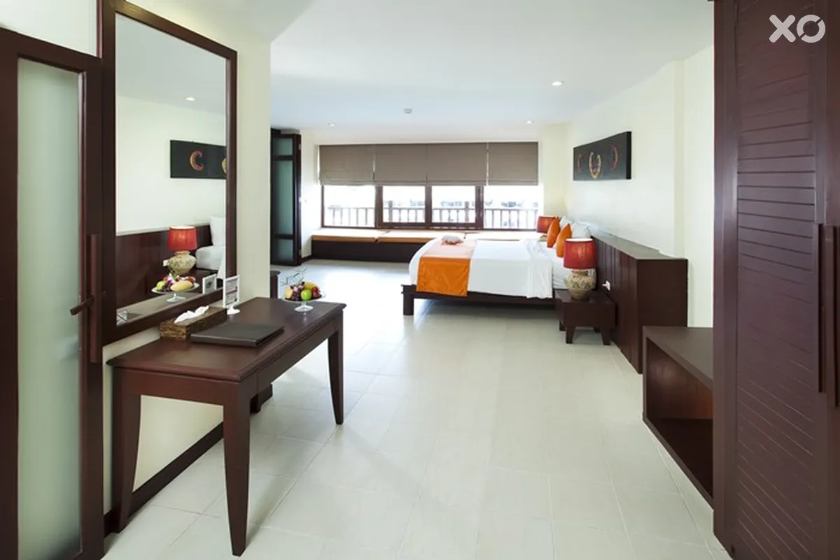 Arinara Bangtao Beach Resort