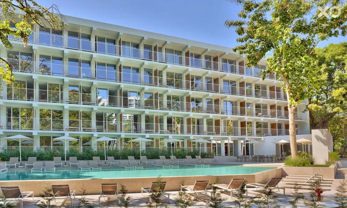 Ibis Styles Golden Sands Roomer Hotel