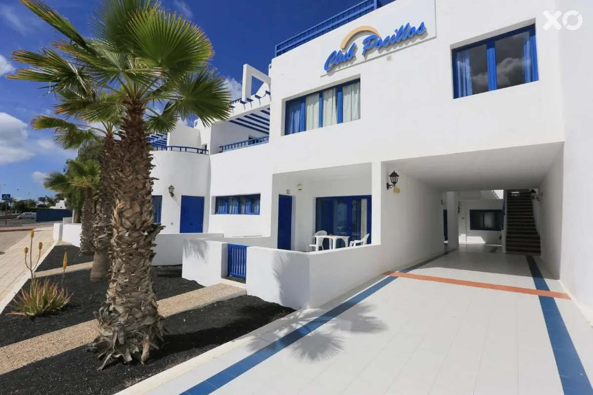 Club Pocillos Apartments