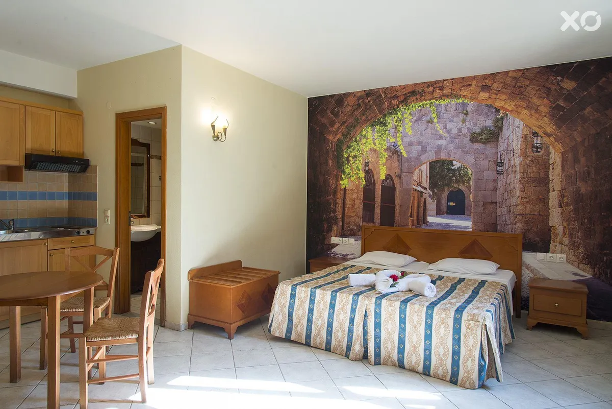 Eleni Beach Hotel