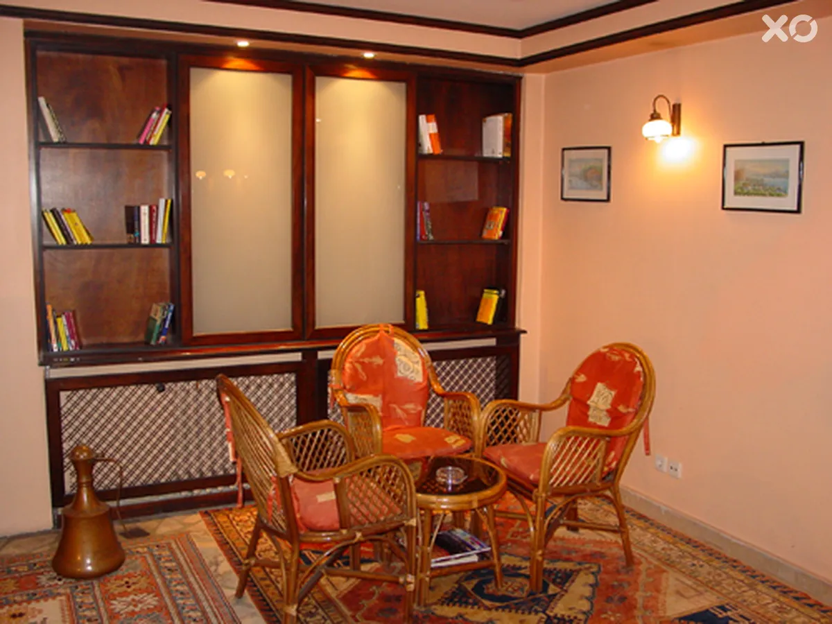 Hali Hotel
