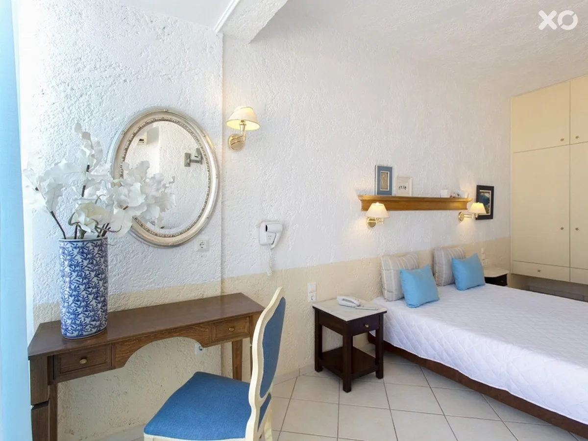 Golden Beach Hotel