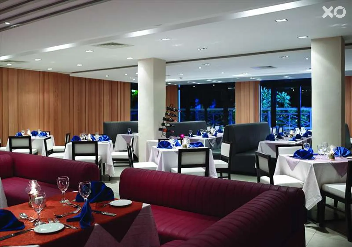 Coral Sea Aqua Club