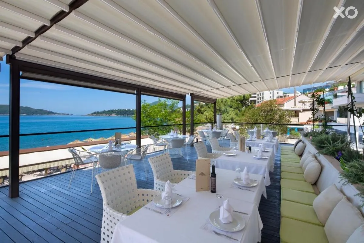 Aleksandar Hotel