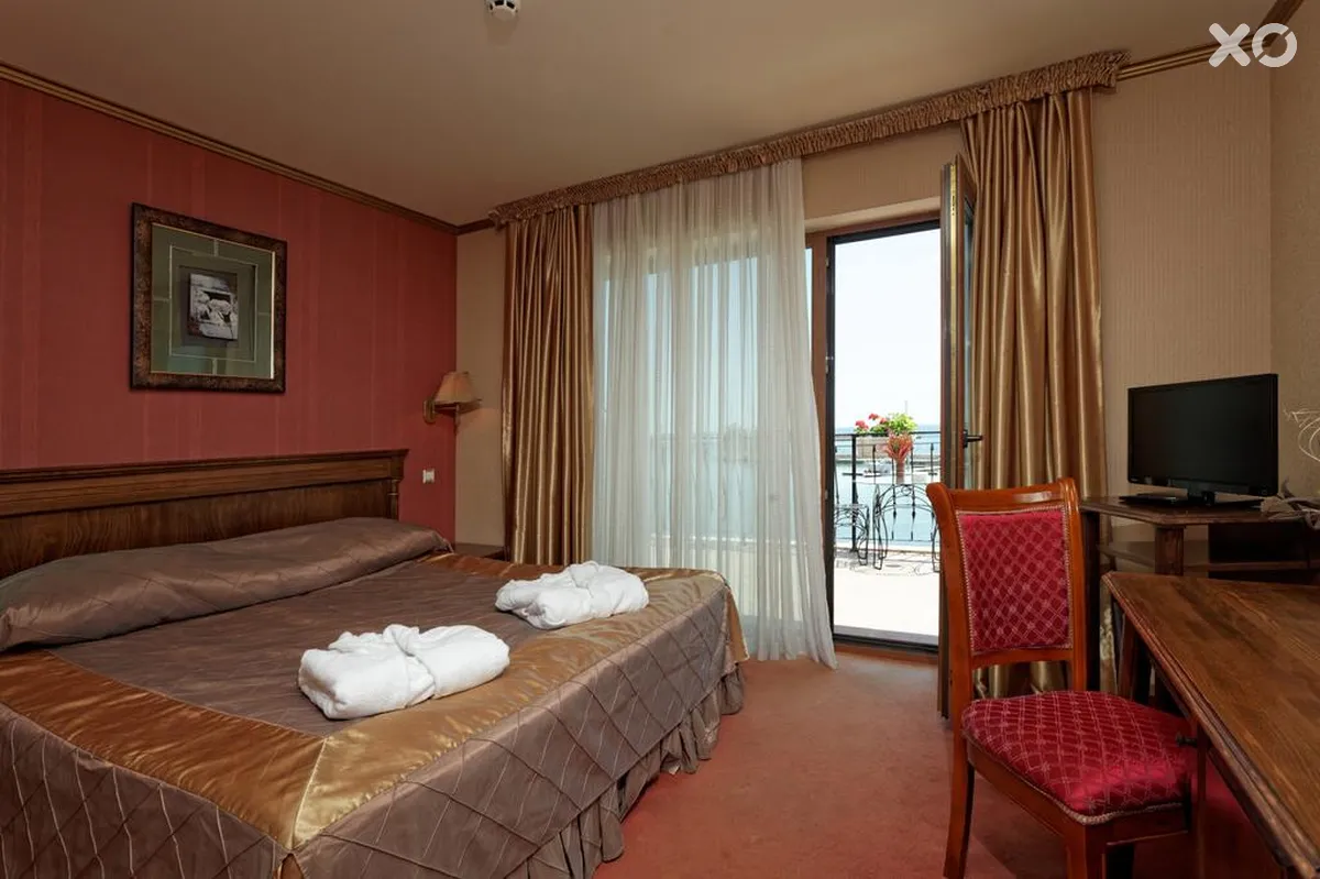 Mistral Hotel