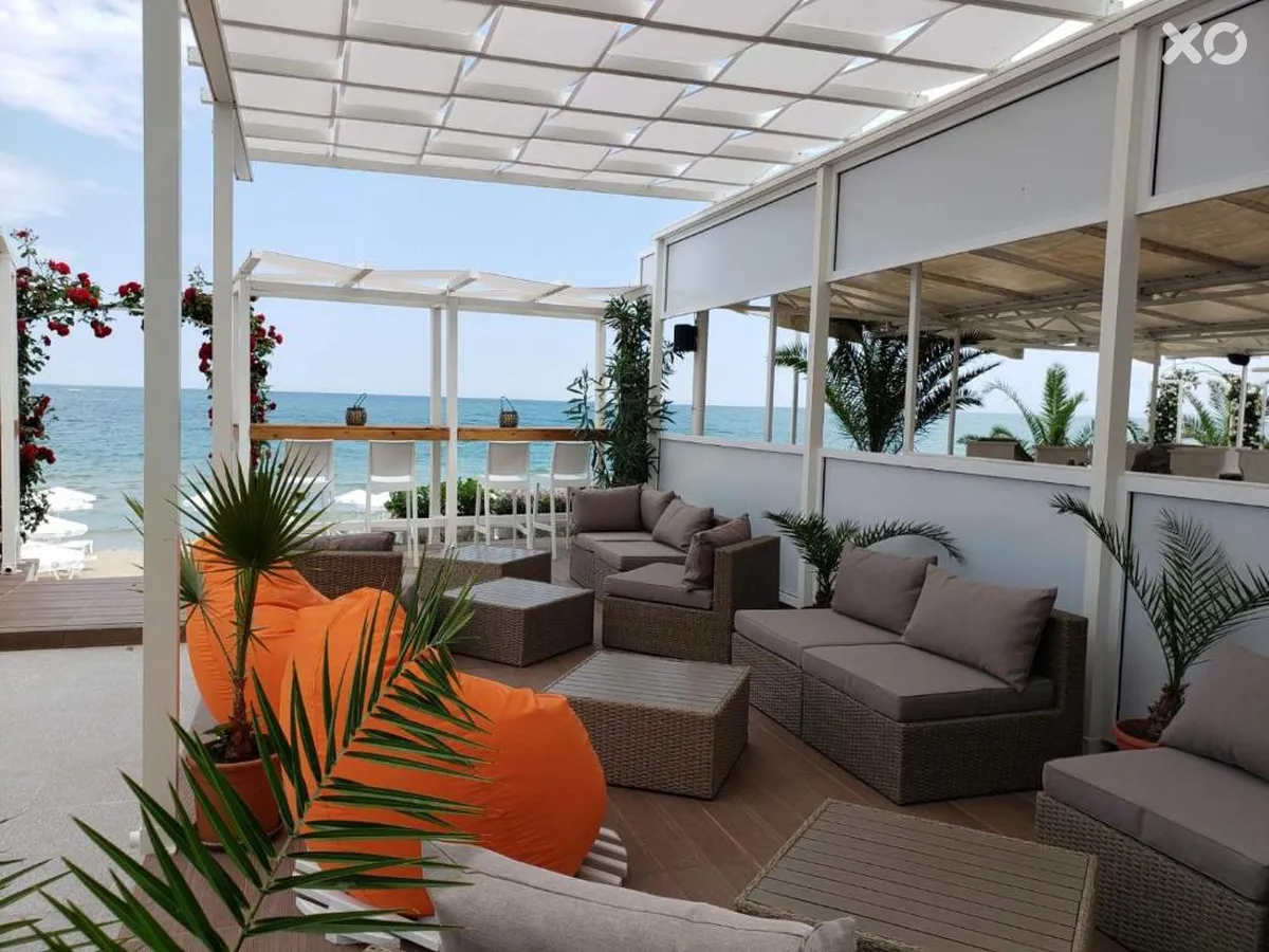 Perla Apartments First Line