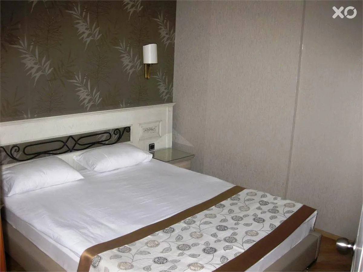 Romance Hotel