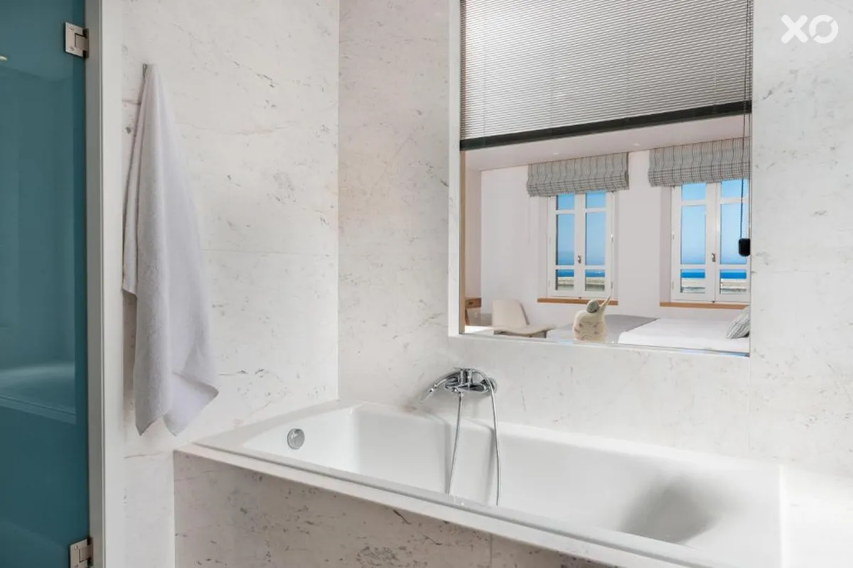 Avra Apartments Venetian Harbour