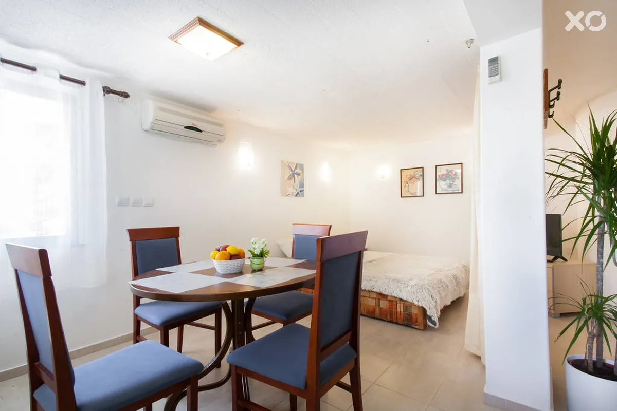 Gregovic Apartments