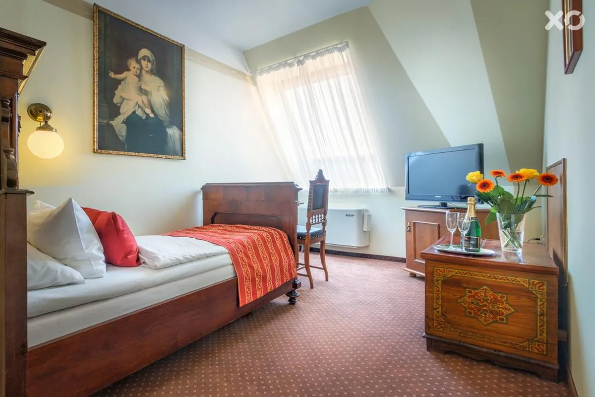 Mucha Hotel