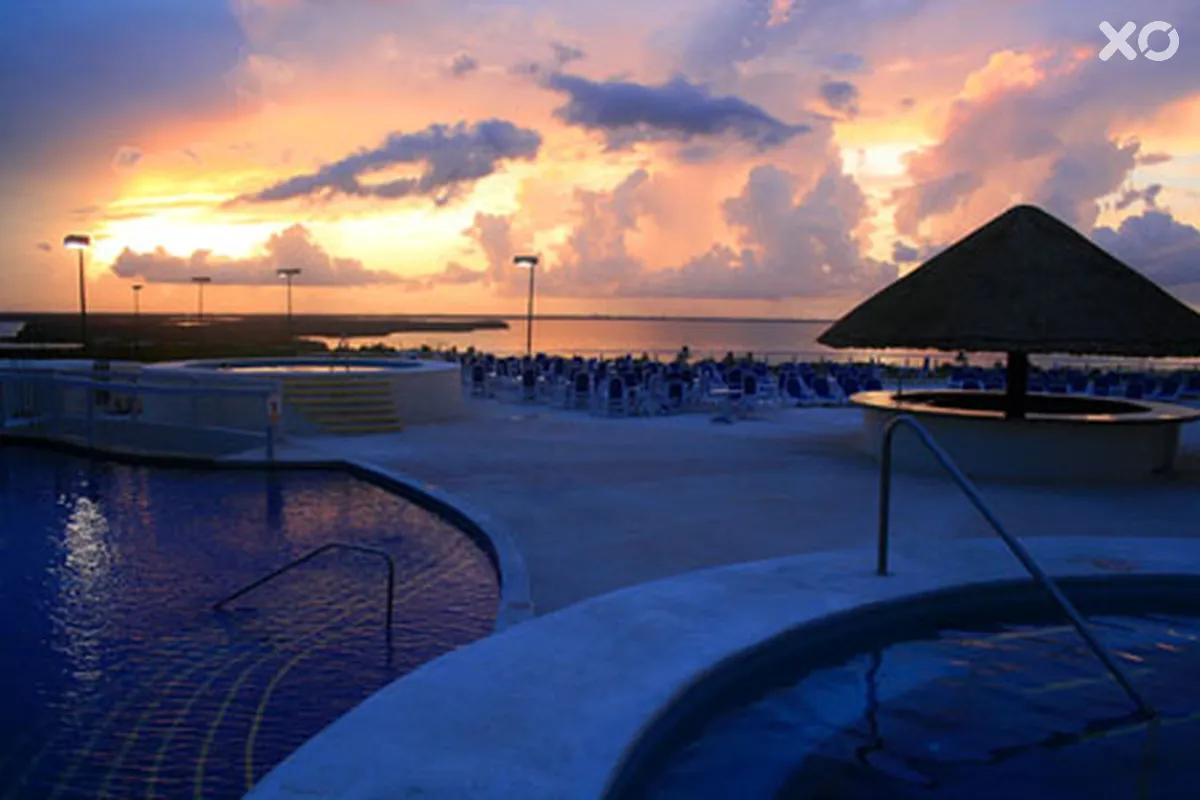 Seadust Cancun Family Resort