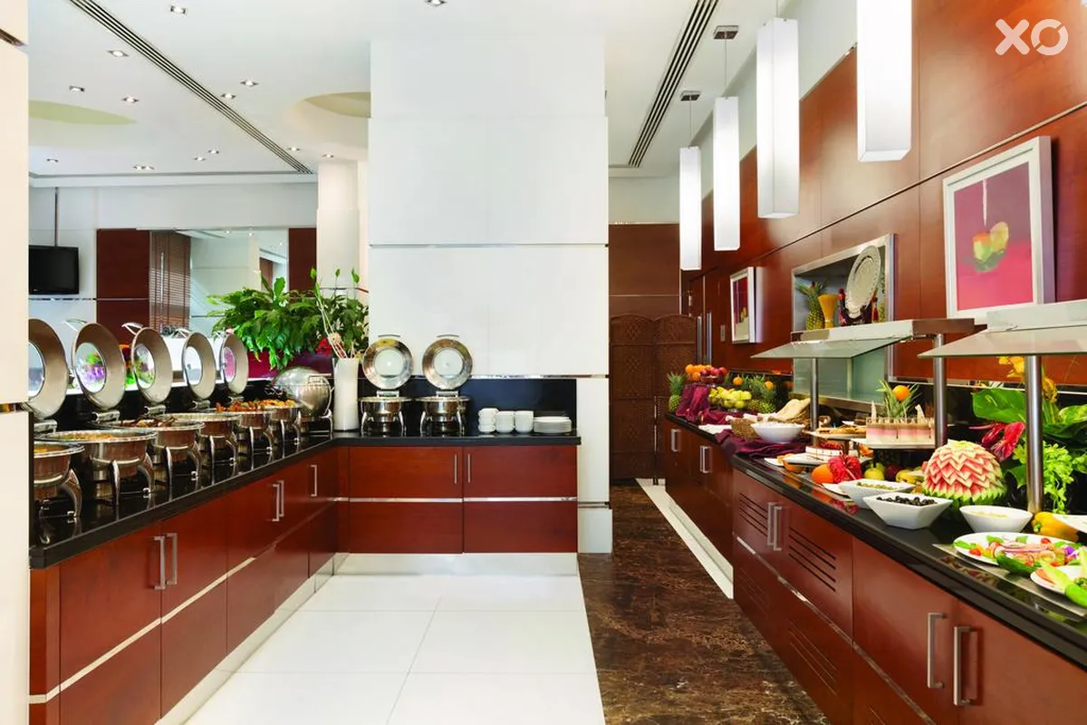 Golden Sands Hotel