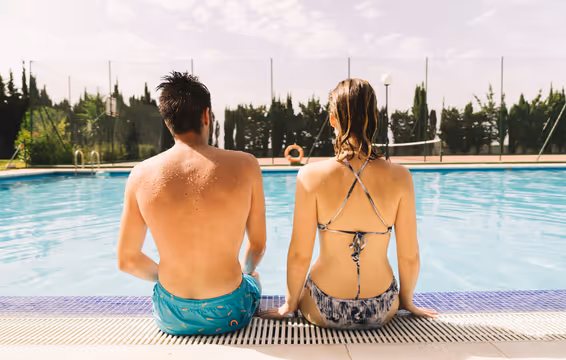 Чорноморське узбережжя без метушні! Приватний пляж, басейн та спа-центр