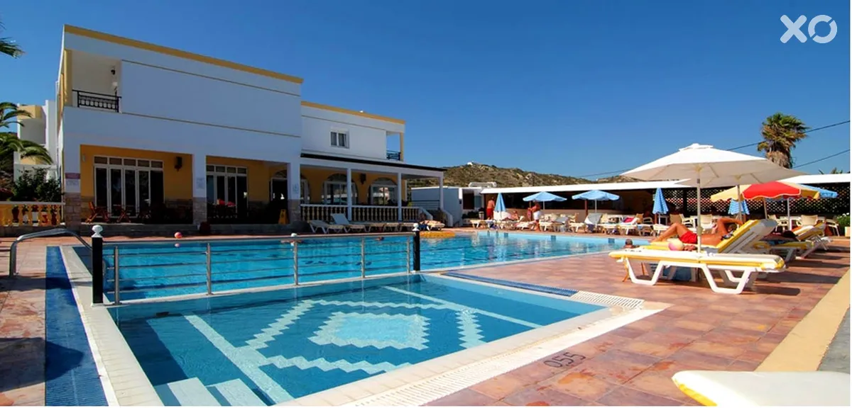 Zeus Hotel