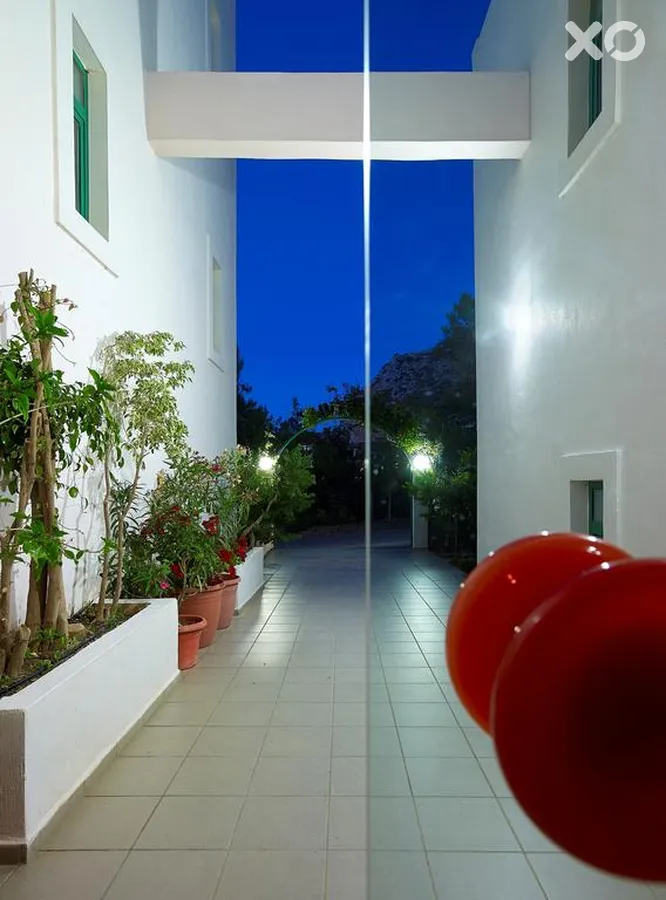 Bella Vista Apartments