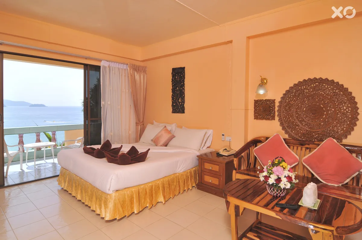 Baan Karon Hill Phuket Resort