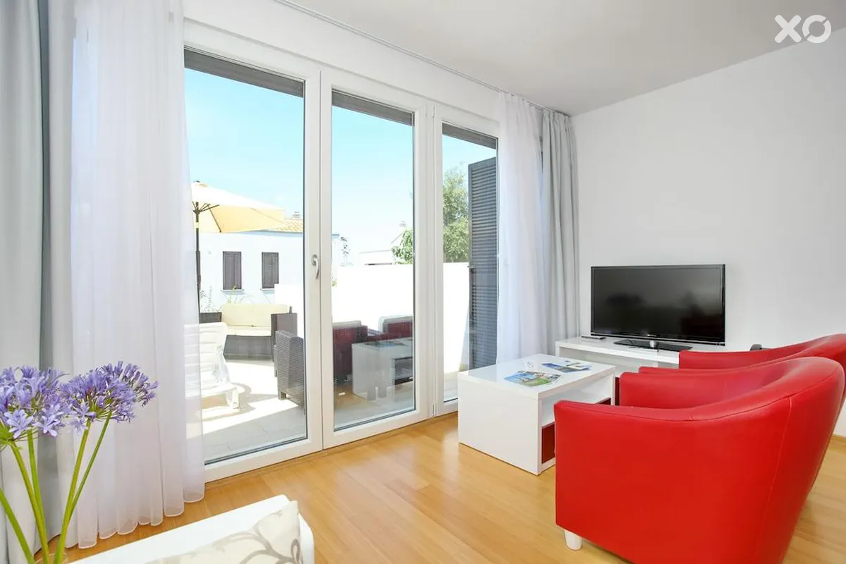 Sunnyside Apartments Petrcane