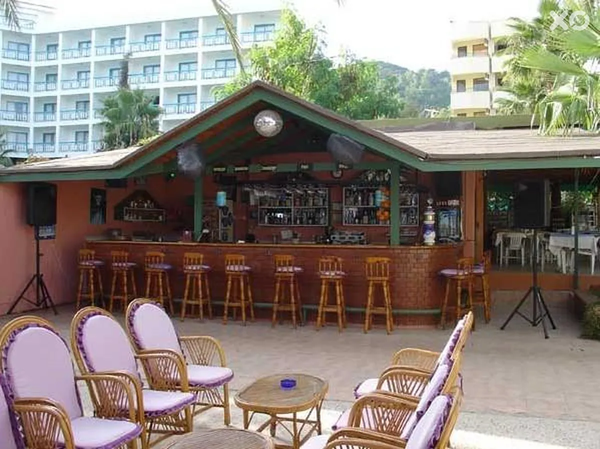 Amos Hotel